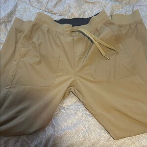 Women lululemon sweats